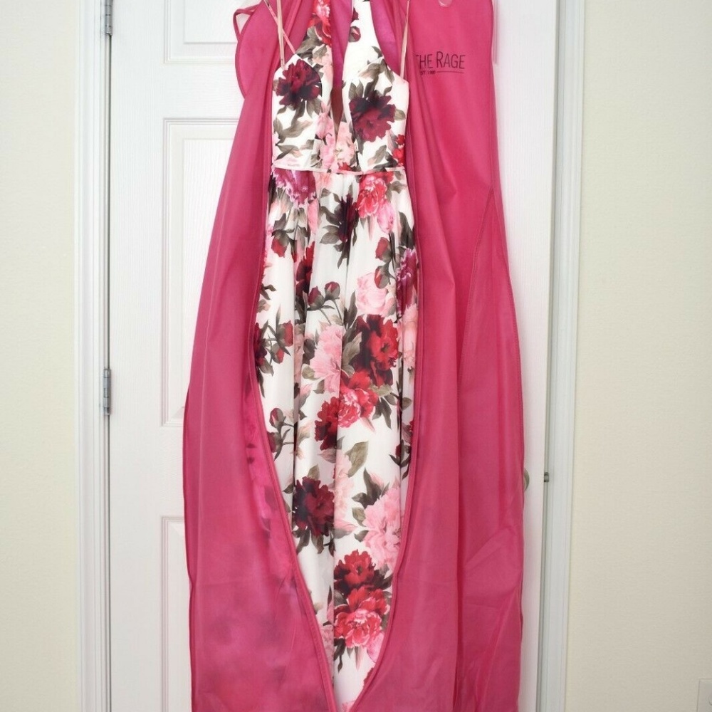 Faviana Glamour S10278 - Size 2 A Line, Sleeveless - Picture 3 of 7